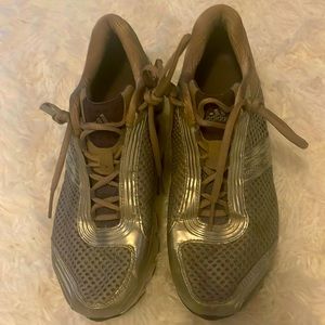 Adidas tennis shoes, silver and purple with gray, barely worn…no box SZ 8 1/2